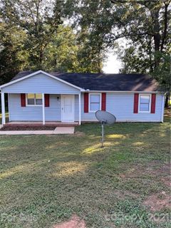 118 Cedar Drive sold home in Cedar Hill, Salisbury, NC