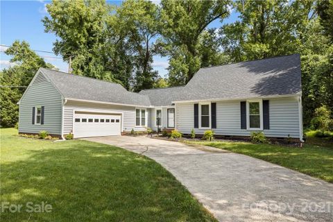 2314 Sagamore Road