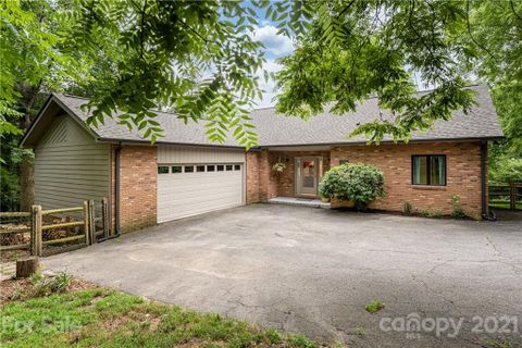 17 Beaverdam Court