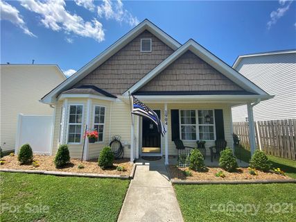1904 Duke Adam Street 167