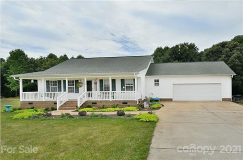 723 Jennings Road