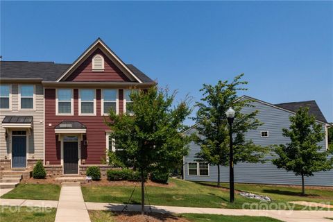 1650 Fleetwood Drive