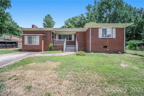 1413 Sherwood Drive