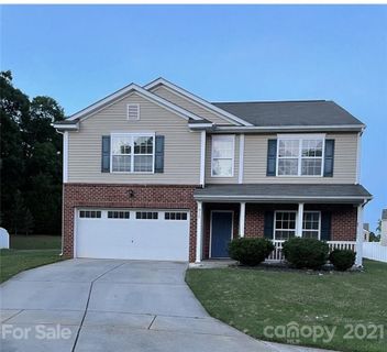 910 Sweetgum Street