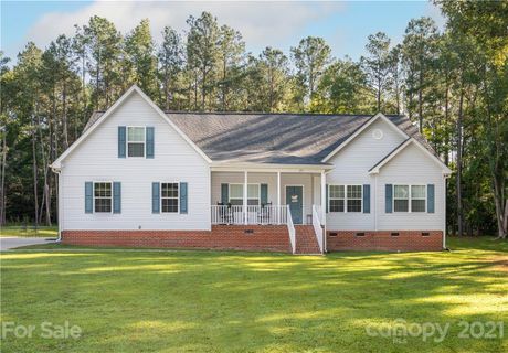 251 Fairway Circle