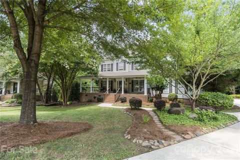 560 Hemmings Place