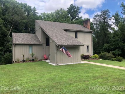 830 Kings Drive sold home in British Woods, Lenoir, NC