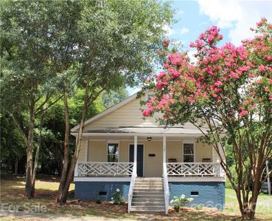 136 Long Street