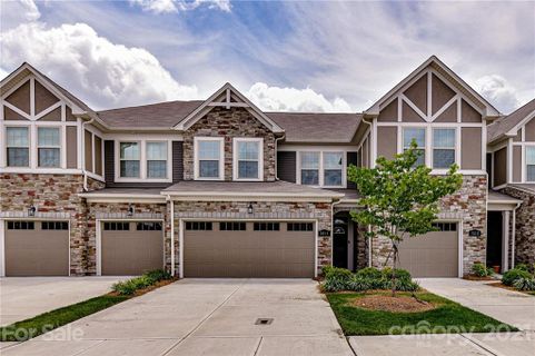 9211 Glenburn Lane