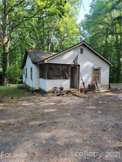 1850 Michael Street sold home in Flint Manufacturing Company, Gastonia, NC