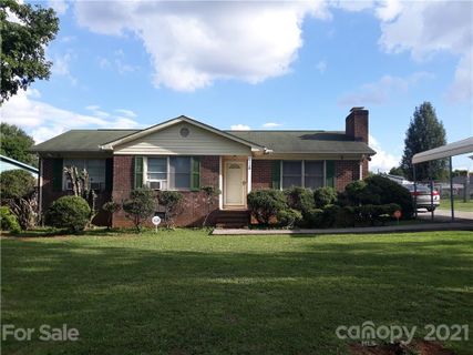 616 Lancer Court