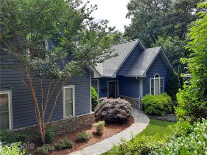 39 Windsong Drive sold home in Windsong Estates, Fairview, NC