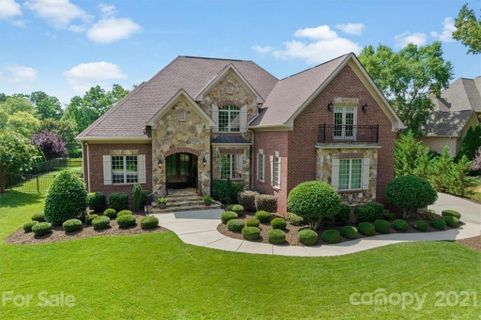 408 Gladelynn Way