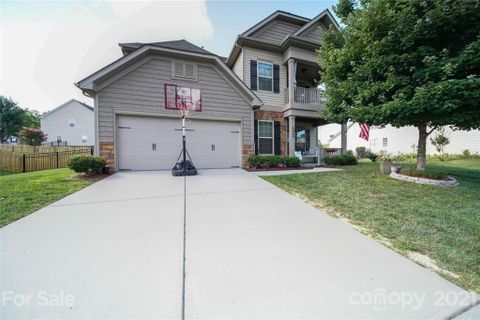 3003 Cloud View Lane