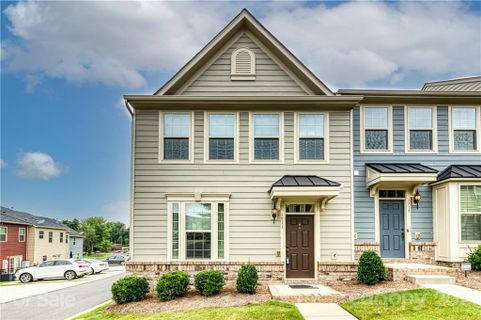 1711 Evergreen Drive