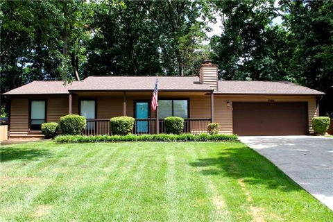 7656 Eastbourne Road sold home in Walden Park, Charlotte, NC