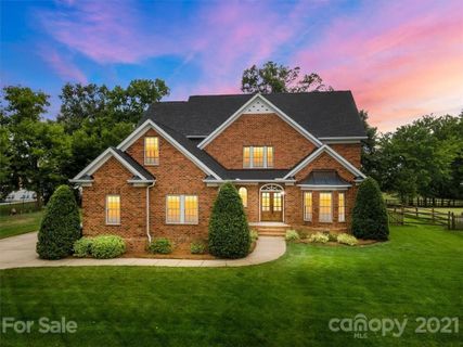 3946 Morris Burn Drive