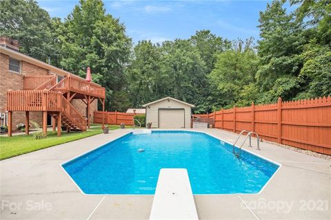 5038 Clearwater Lake Road