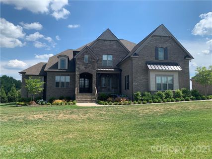 416 Wheatberry Hill Drive sold home in Atherton, Matthews, NC