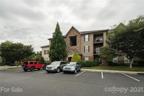 291 Brickton Village Circle 201
