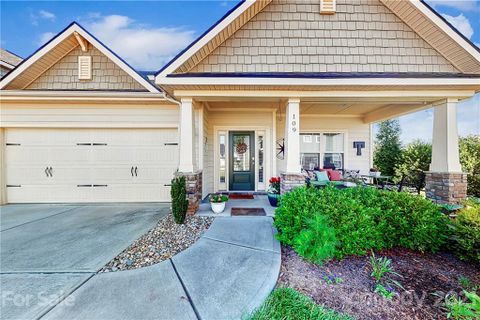 109 Damsire Court