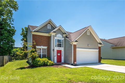 5814 Shining Oak Lane