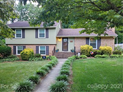 5200 Glenham Drive 26