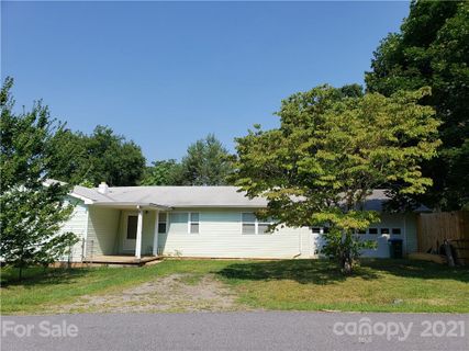 150 Rowland Road sold home in Sherwood Forest, Swannanoa, NC