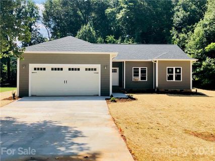 407 Knollwood Drive