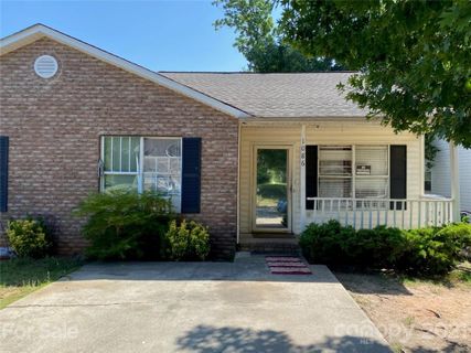 1086 Cherry Meadow Lane