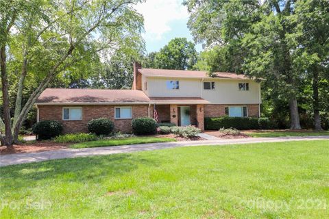 398 Crestside Drive