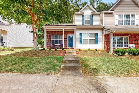 126 Rhett Court