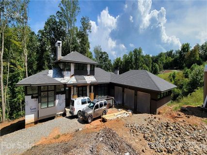 454 Walnut Valley Parkway
