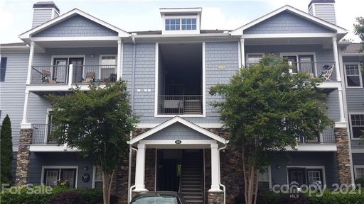 600 Vista Lake Drive 104