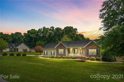 415 Hickory Wood Drive
