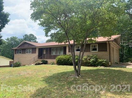 1141 Fairview Street