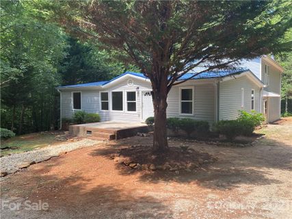 3746 Vickery Drive sold home in Grey Stone Estates, Maiden, NC