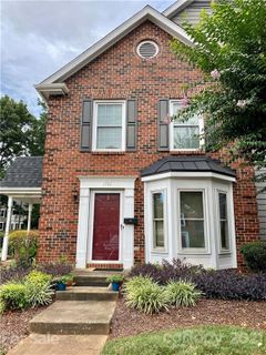 1761 Robinwood Road