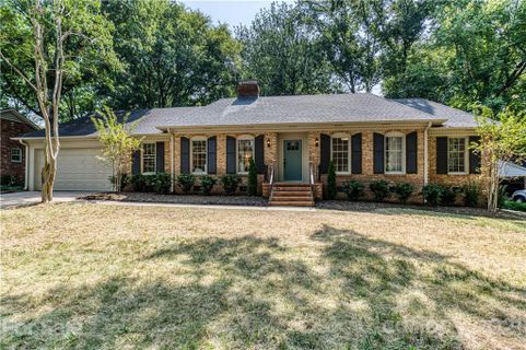 1324 Redcoat Drive