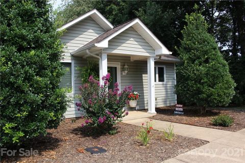 3380 White Oak Court sold home in White Oak Manor, Claremont, NC