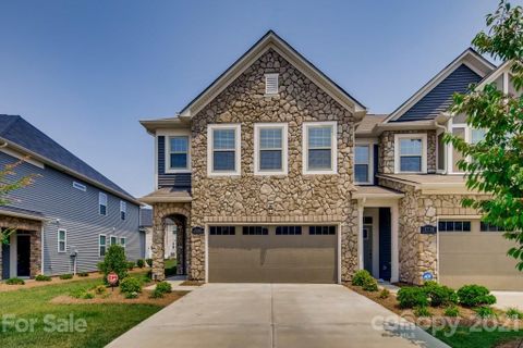 5722 Lachlan Hill Lane
