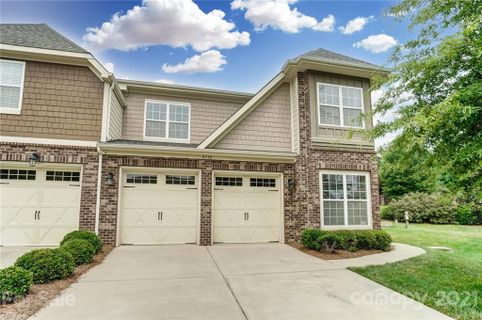 8548 Loxton Circle