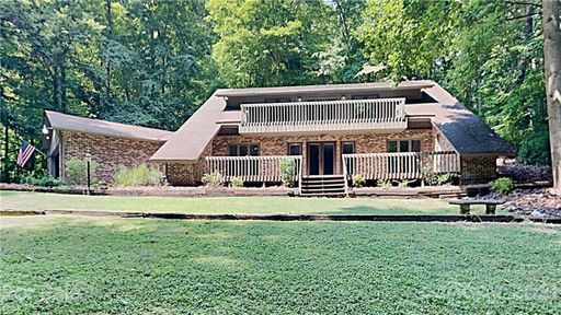 65 Bowen Drive