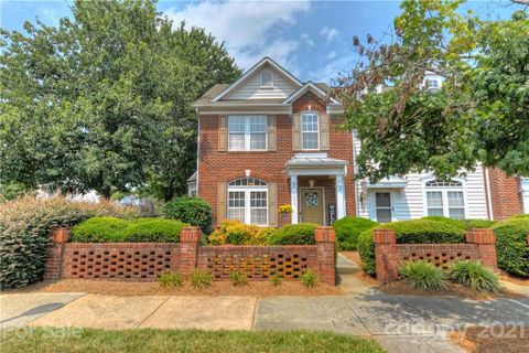 7003 Creft Circle
