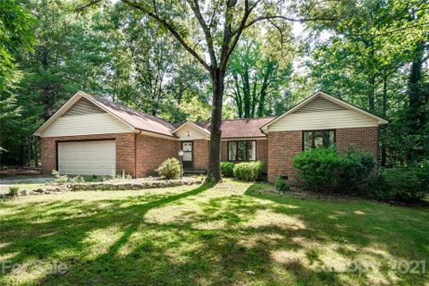159 Case Street sold home in Poppy Slopes, Columbus, NC