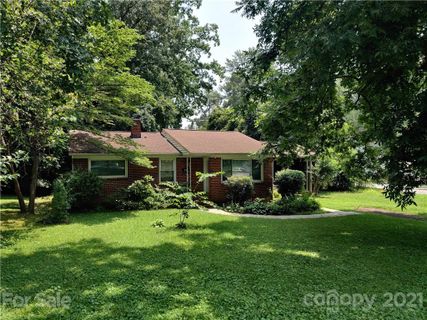 3300 Cardiff Avenue sold home in Eastway, Charlotte, NC