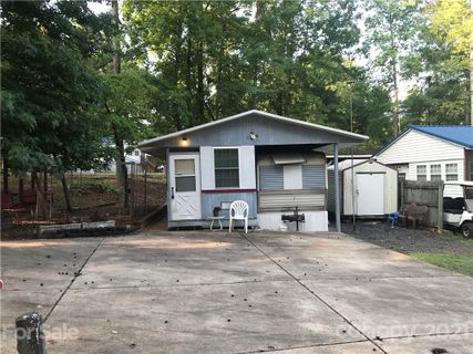 101 Crockett Trail F104