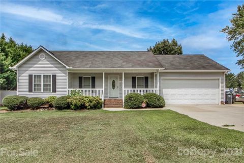 134 Clearview Road sold home in Willowbrook, Statesville, NC