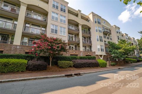 405 W 7th Street 410