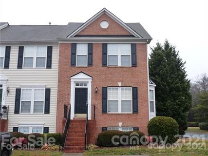 12353 Verdant Court